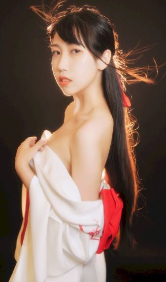 欧美操嫩视频在线观看_BD英语日韩免费观看